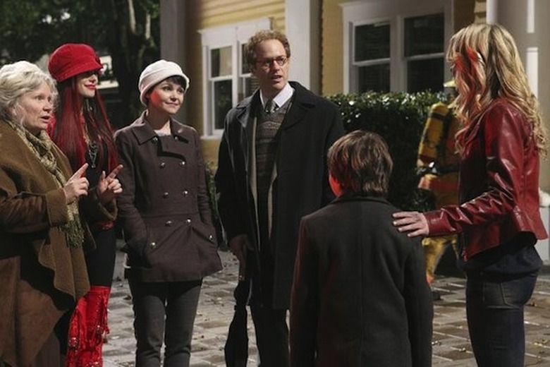 BEVERLEY ELLIOTT, MEGHAN ORY, GINNIFER GOODWIN, RAPHAEL SBARGE, JARED GILMORE, JENNIFER MORRISON