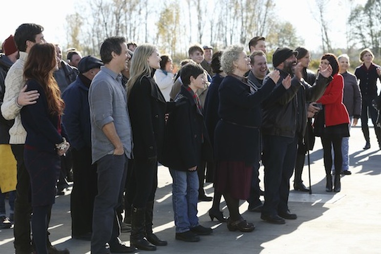 GIL MCKINNEY, JOANNA GARCIA SWISHER, MICHAEL RAYMOND-JAMES, JENNIFER MORRISON, JARED S. GILMORE, BEVERLEY ELLIOTT, MICHAEL COLEMAN, LEE ARENBERG, ROBERT CARLYLE, EMILIE DE RAVIN
