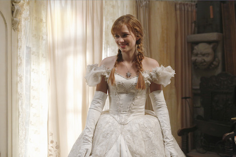 ELIZABETH LAIL