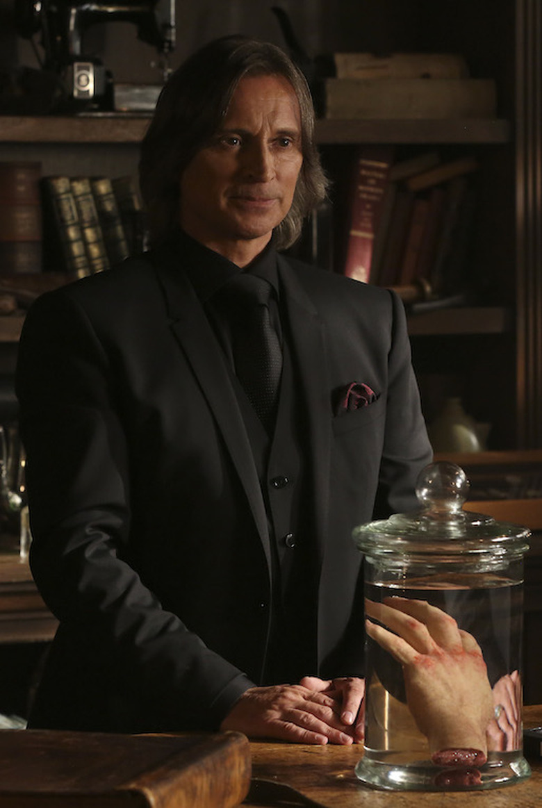ROBERT CARLYLE