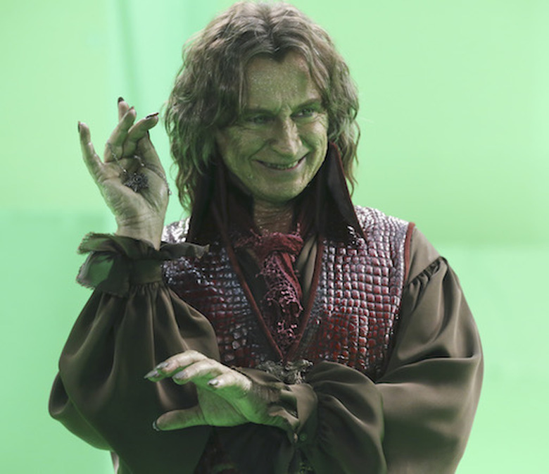 ROBERT CARLYLE