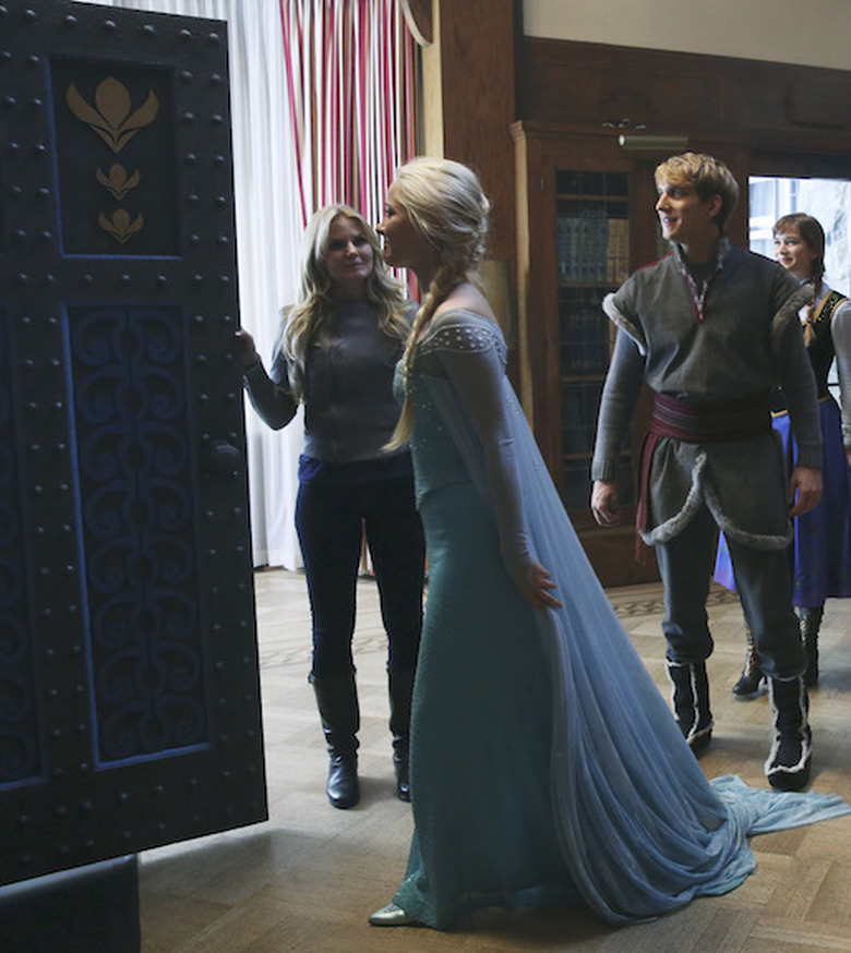 JENNIFER MORRISON, GEORGINA HAIG, SCOTT MICHAEL FOSTER, ELIZABETH LAIL, JARED S. GILMORE, GINNIFER GOODWIN, JOSH DALLAS