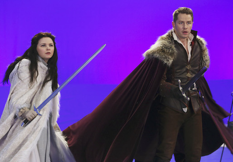 GINNIFER GOODWIN, JOSH DALLAS