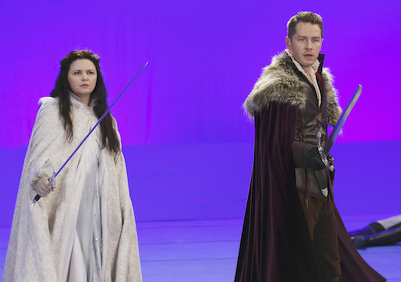 GINNIFER GOODWIN, JOSH DALLAS