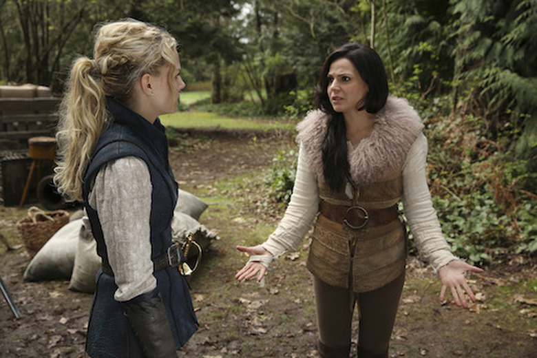 JENNIFER MORRISON, LANA PARRILLA