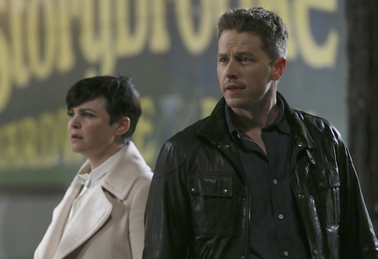 GINNIFER GOODWIN, JOSH DALLAS
