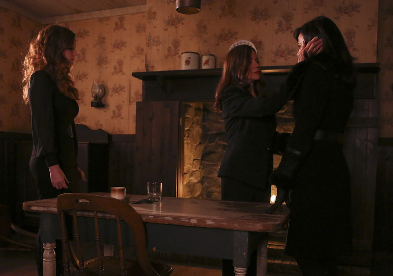 REBECCA MADER, BARBARA HERSHEY, LANA PARRILLA