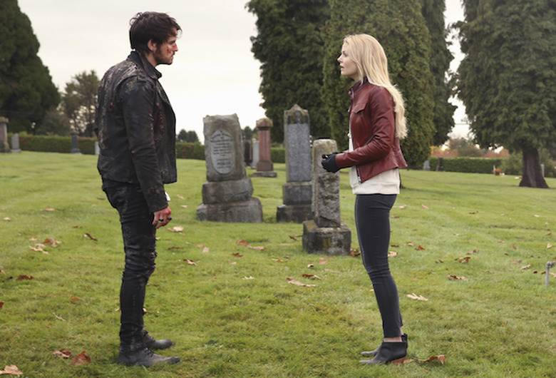 Once-upon-a-time-emma-hook-grave