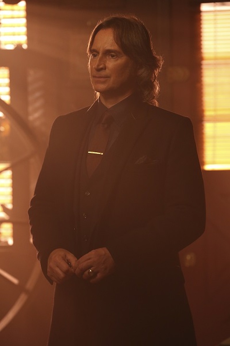 ROBERT CARLYLE