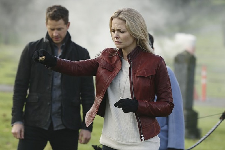 JOSH DALLAS, JENNIFER MORRISON
