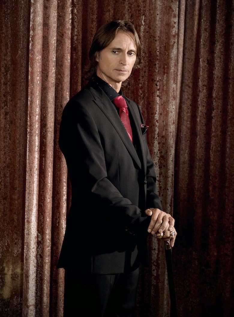 ROBERT CARLYLE