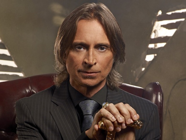 ROBERT CARLYLE