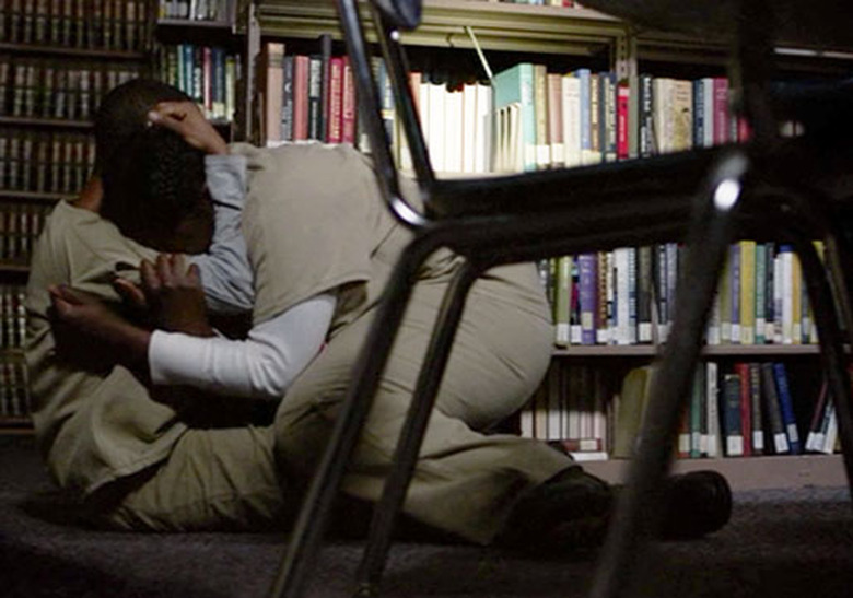 orange-is-the-new-black-danielle-brooks-samira-wiley-memorable-scene
