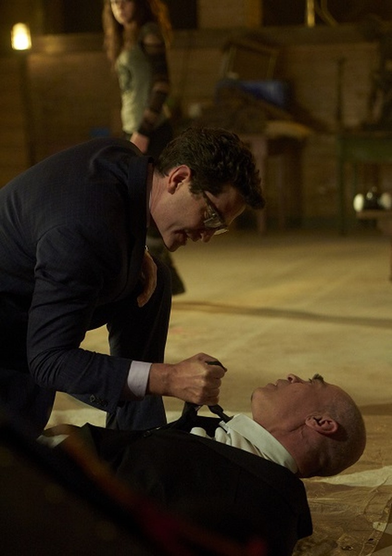 Ferdinand (JAMES FRAIN) and Bulldog (EARL PASTKO)