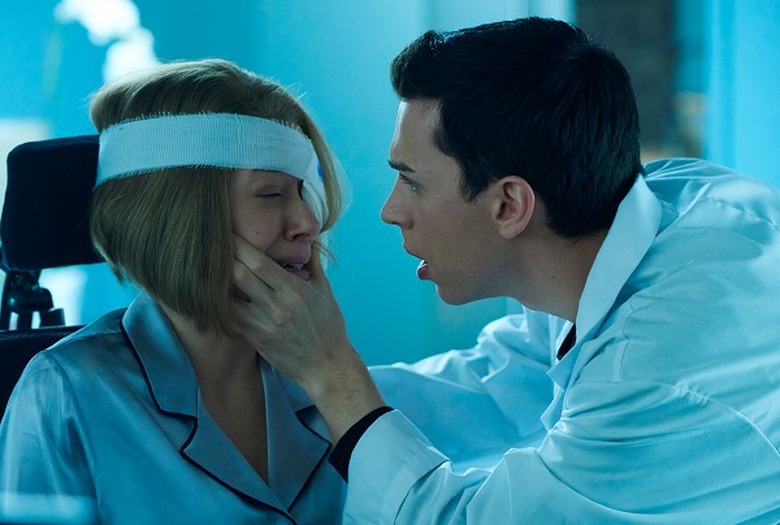 Rachel (TATIANA MASLANY) and Felix (JORDAN GAVARIS)
