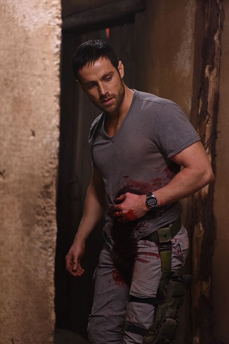 Paul (DYLAN BRUCE)
