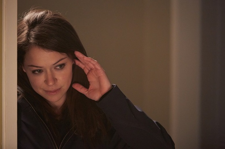 Beth (TATIANA MASLANY)