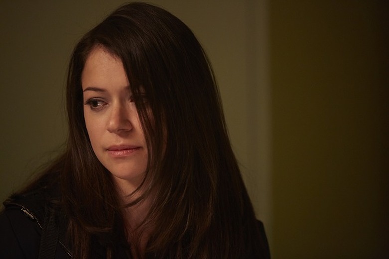 Beth (TATIANA MASLANY)