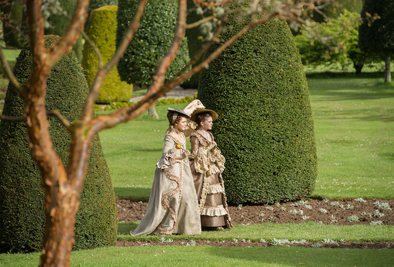 Outlander Season 2 Photos