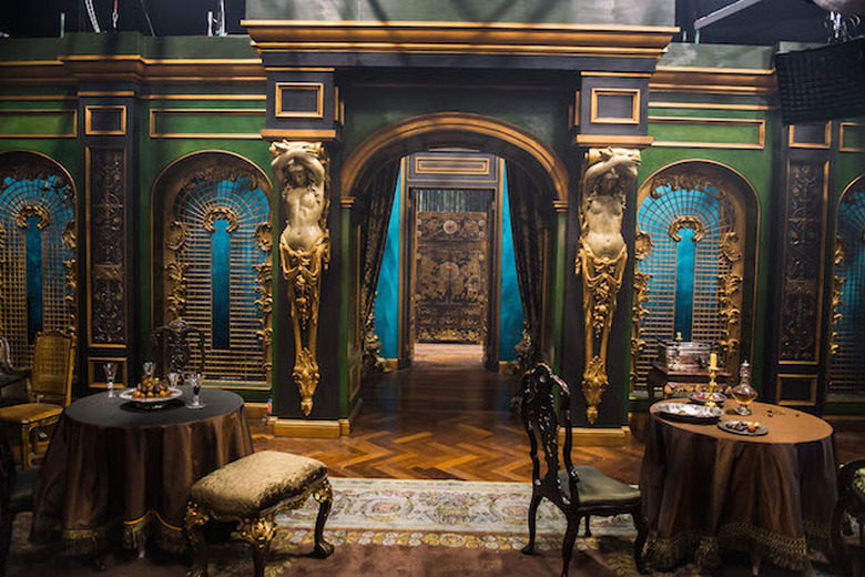 Outlander Season 2 Sets