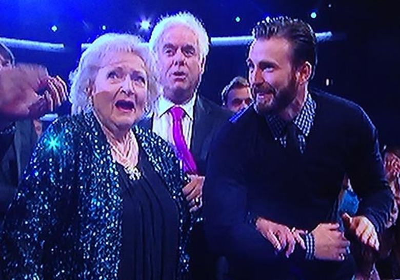 peoples-choice-moments-betty-white