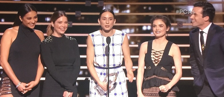 Peoples Choice Awards 2016 Moments