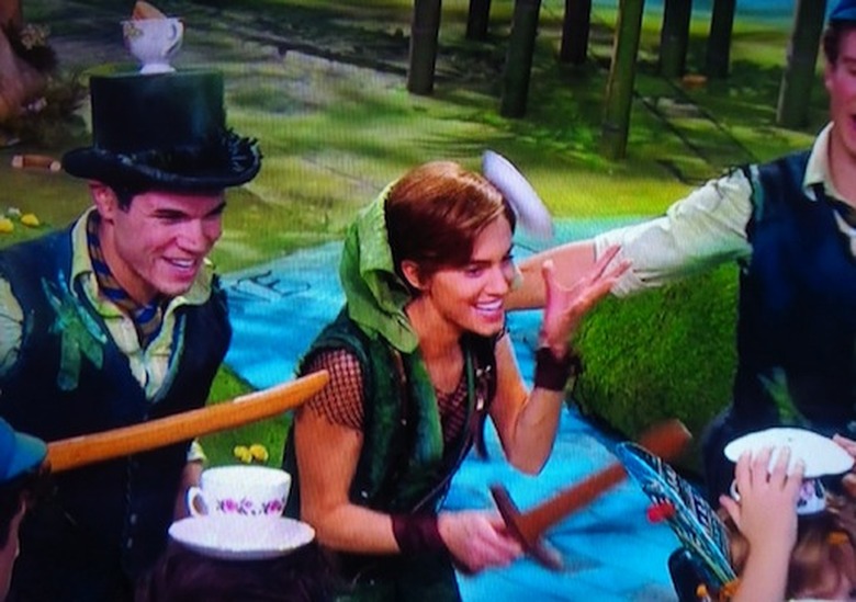 11-peter-pan-live-teacup-slip