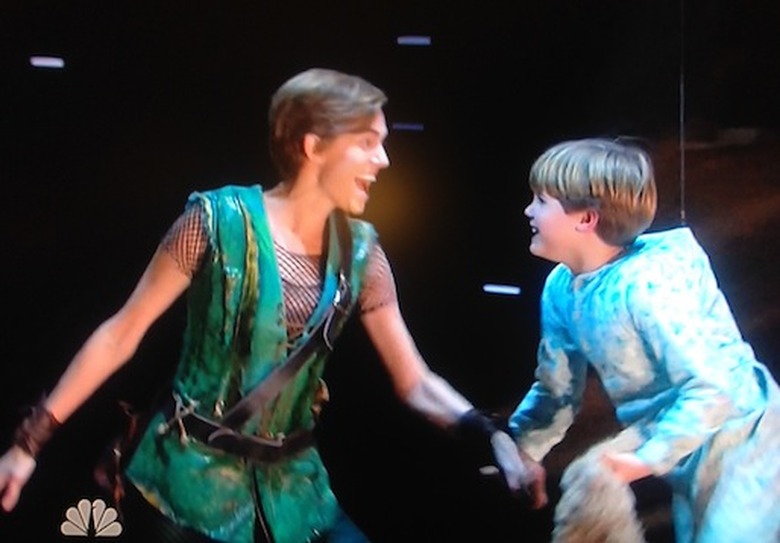 3-PETER-PAN-LIVE-HUNCHBACK