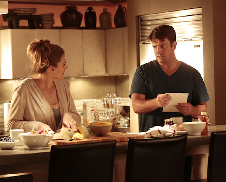 STANA KATIC, NATHAN FILLION