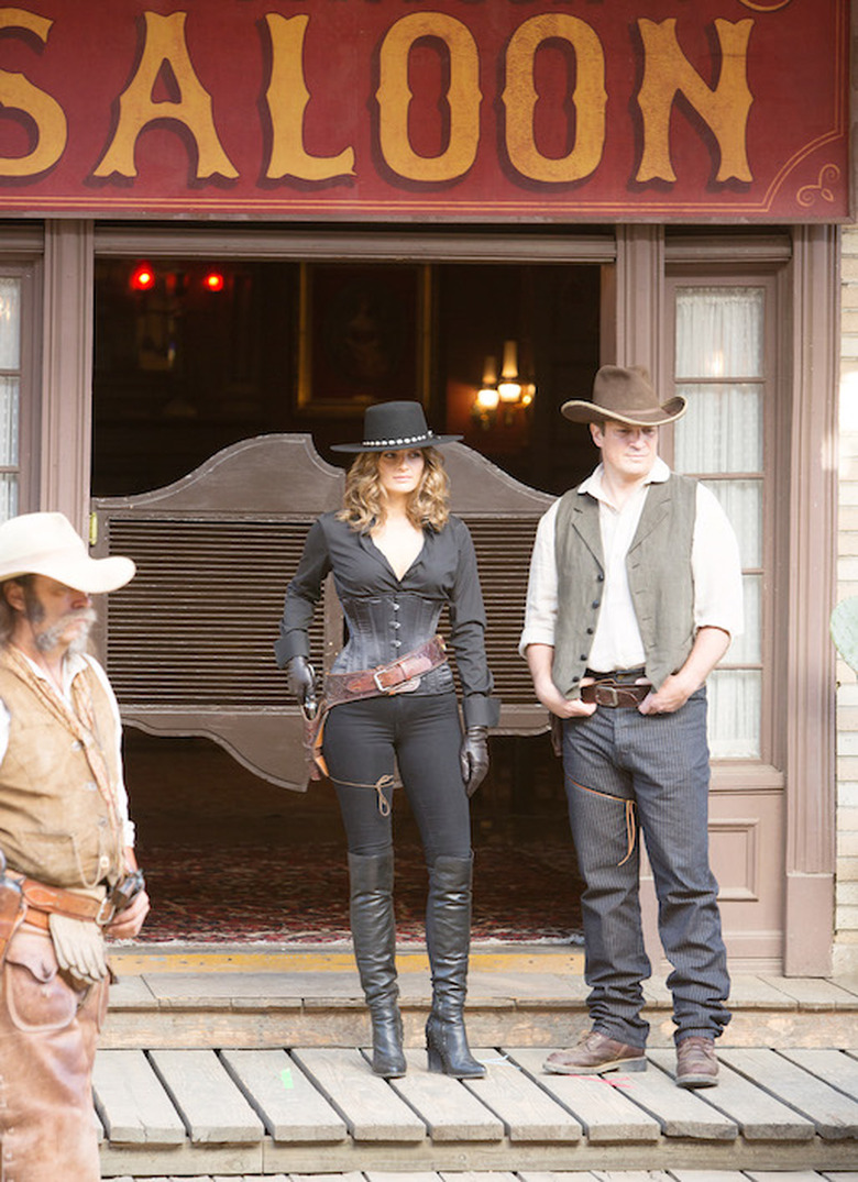 STANA KATIC, NATHAN FILLION
