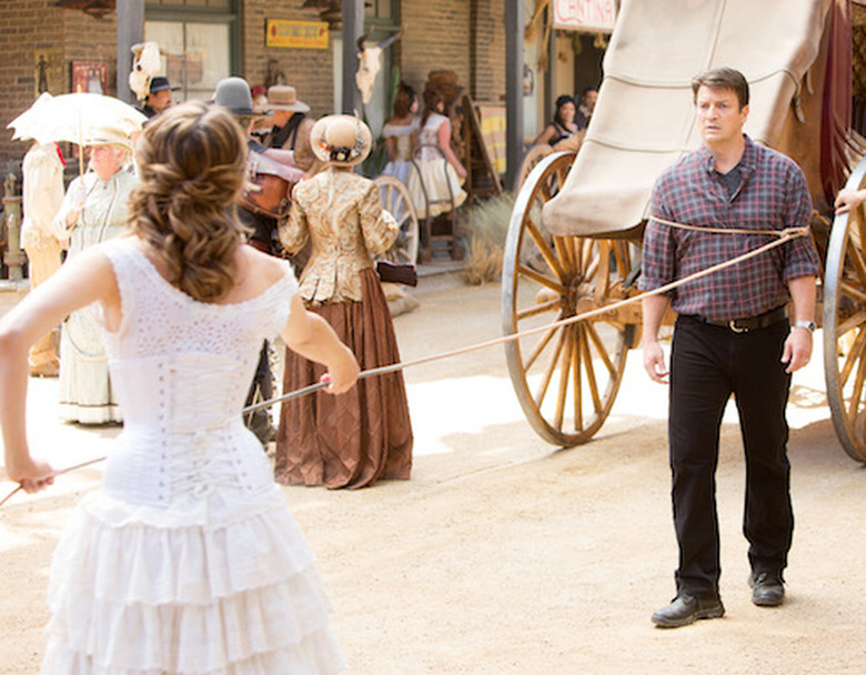 STANA KATIC, NATHAN FILLION