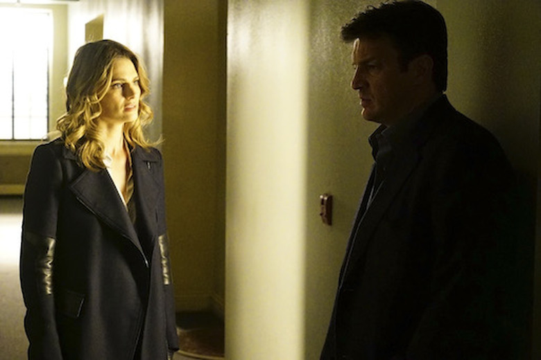 STANA KATIC, NATHAN FILLION