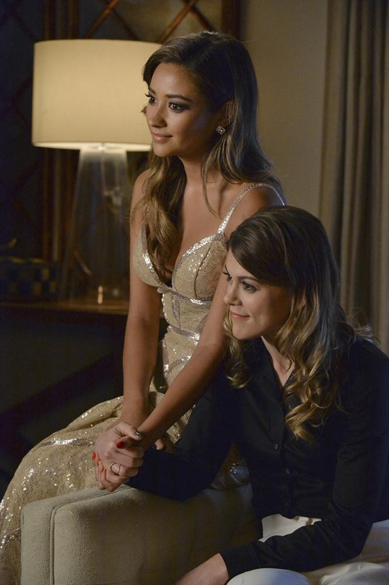 SHAY MITCHELL, LINDSEY SHAW