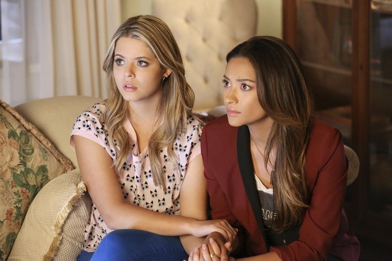 SASHA PIETERSE, SHAY MITCHELL