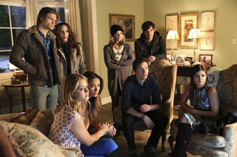 KEEGAN ALLEN, TROIAN BELLISARIO, SASHA PIETERSE, SHAY MITCHELL, ASHLEY BENSON, IAN HARDING, TYLER BLACKBURN, LUCY HALE