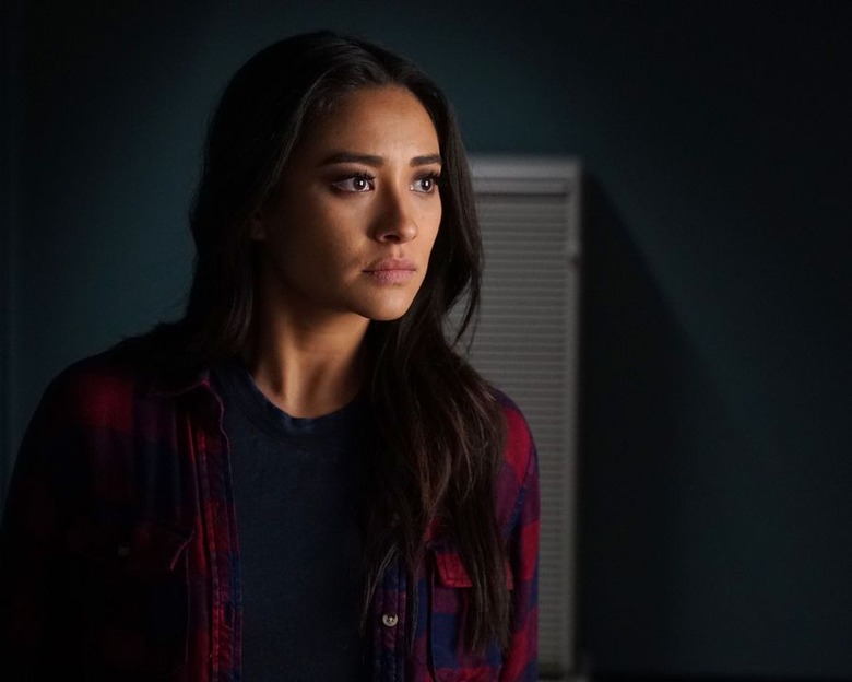 pretty-little-liars-702-04