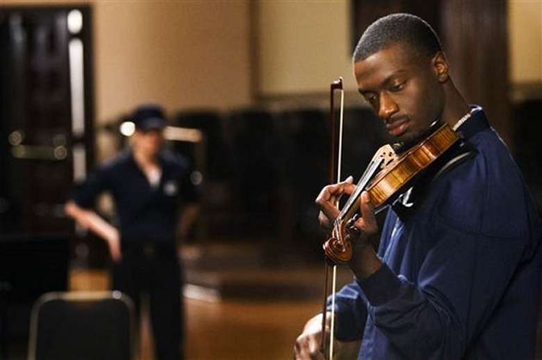 Cancelled-Shows-Aldis-Hodge-leverage