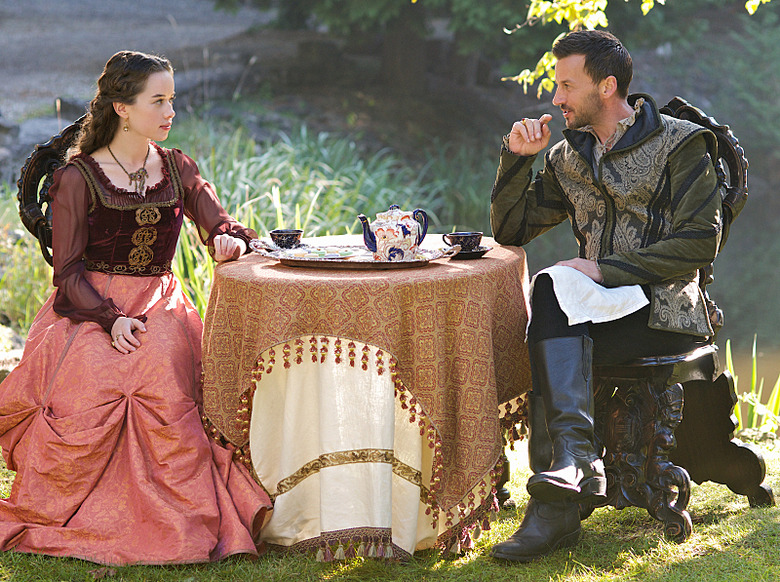 reign-206-8