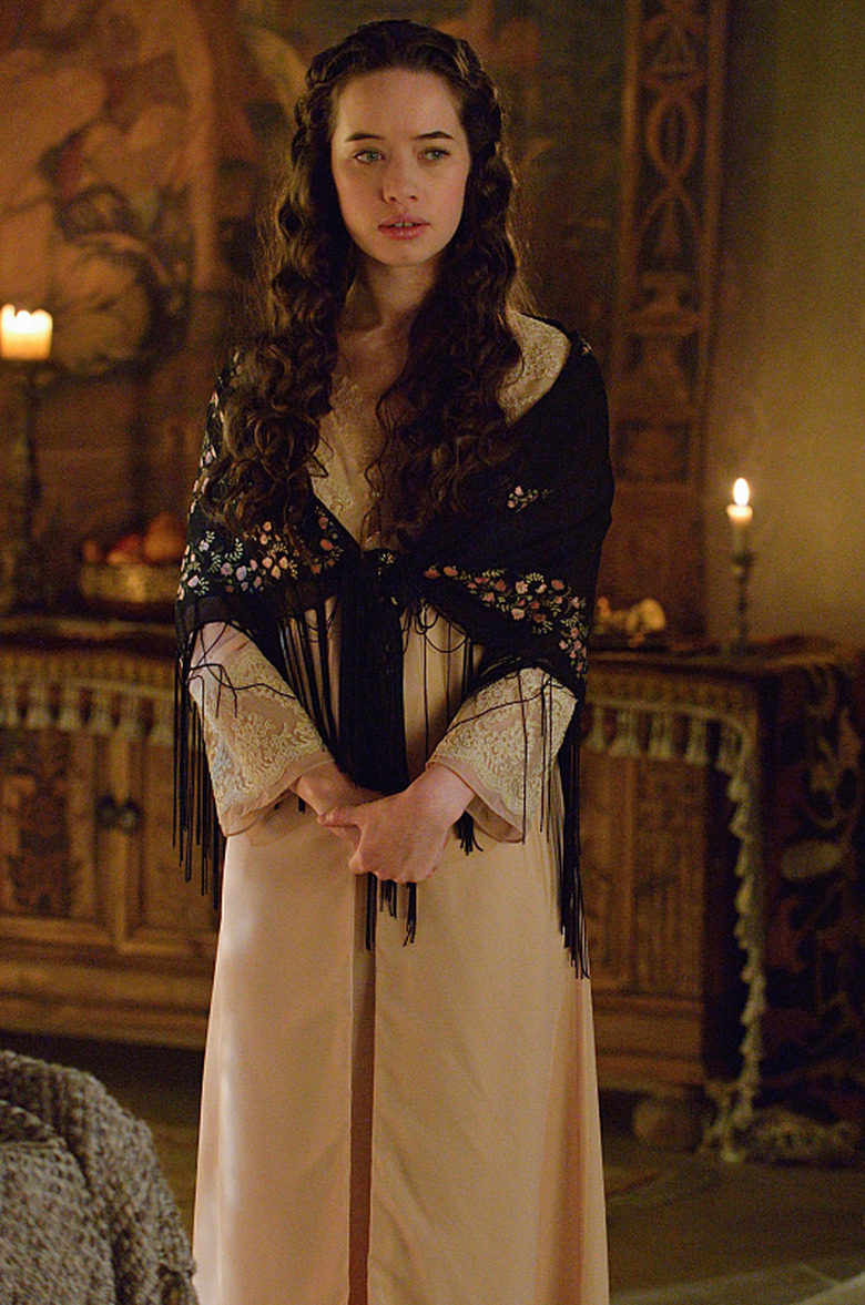 reign-209-02
