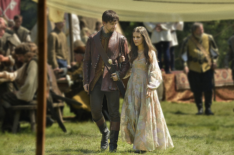reign-season-2-photos (2)