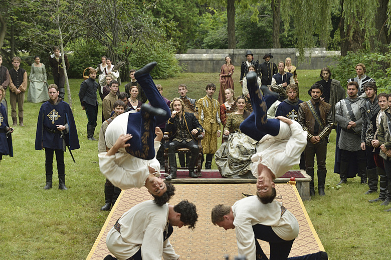 reign-season-2-photos (4)