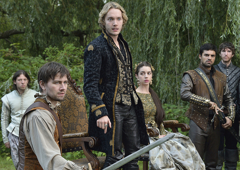 reign-season-2-photos (5)