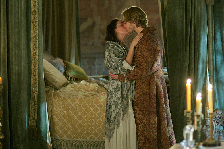 reign-season-2-photos (6)