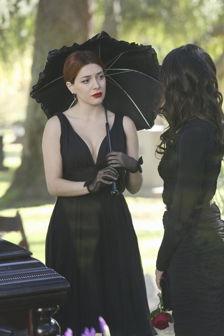 ELENA SATINE