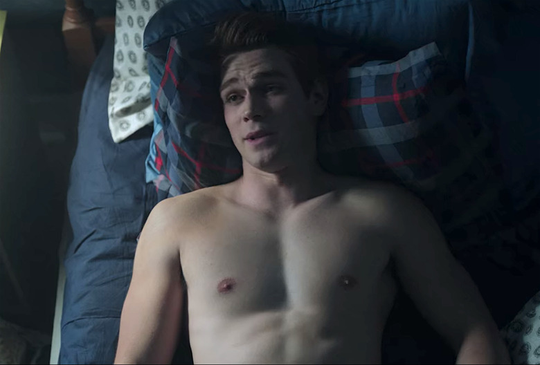 Riverdale Archie Shirtless Season 1 Episode 11