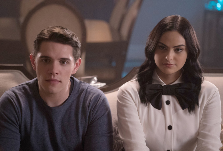 Riverdale Season 2 Photos
