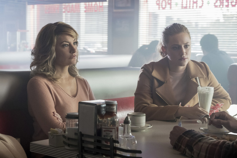 Riverdale Season 2 Photos