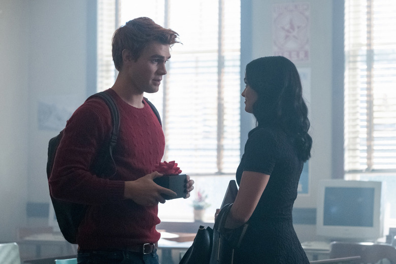 Riverdale Season 2 Photos