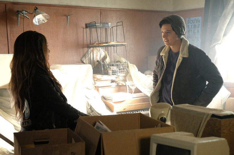 Riverdale Season 2 Photos
