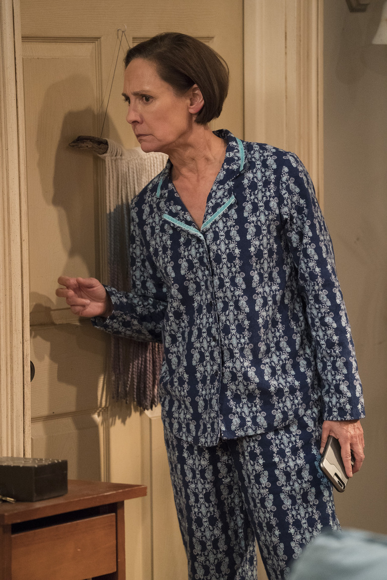 Roseanne Season 10 Episode 6
